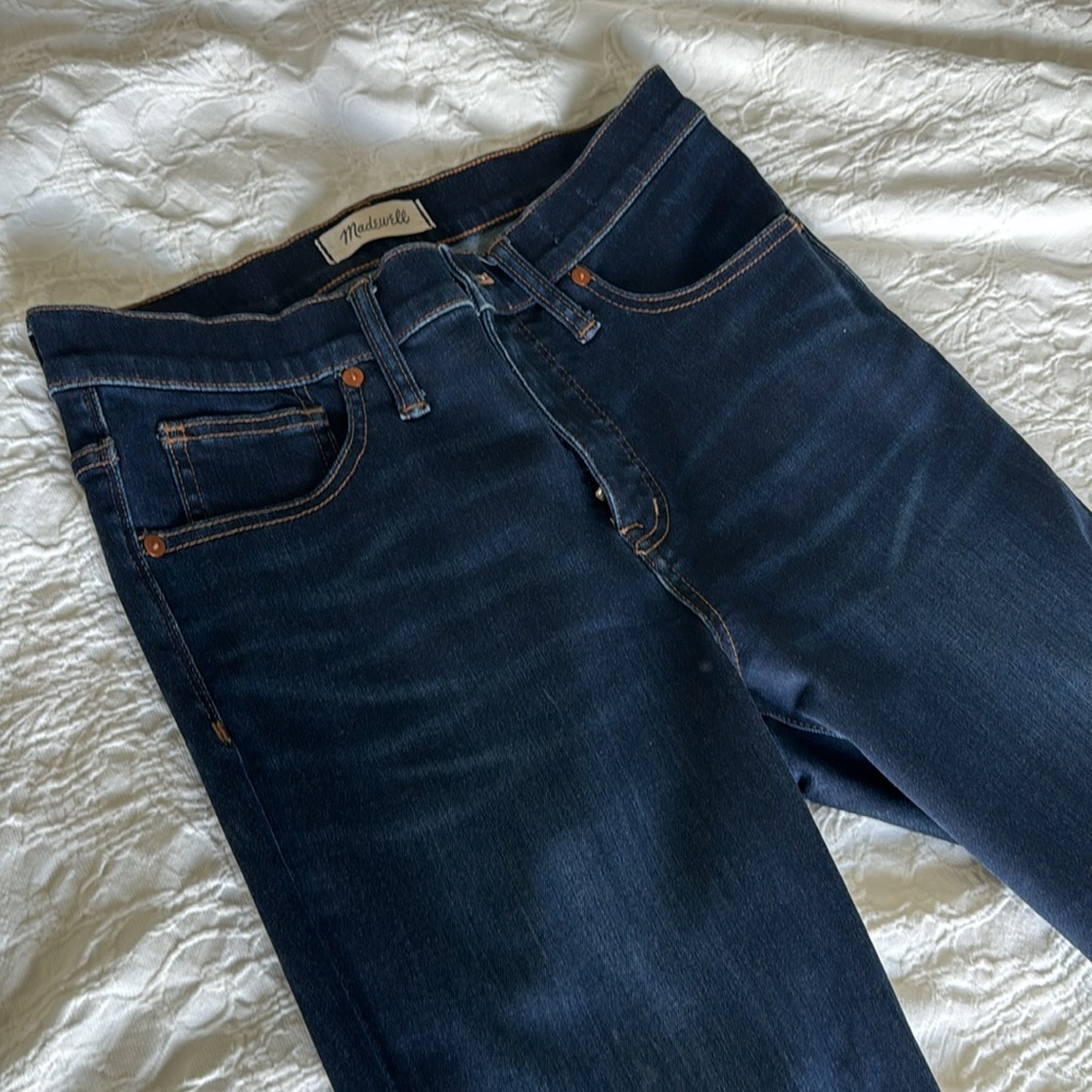Madewell dark blue 9 inch high rise skinny jeans size 30